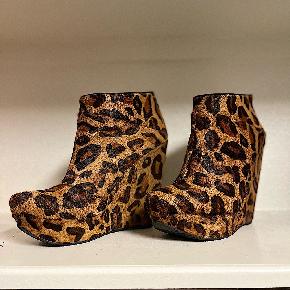 Rachel Roy leopard print wedge booties